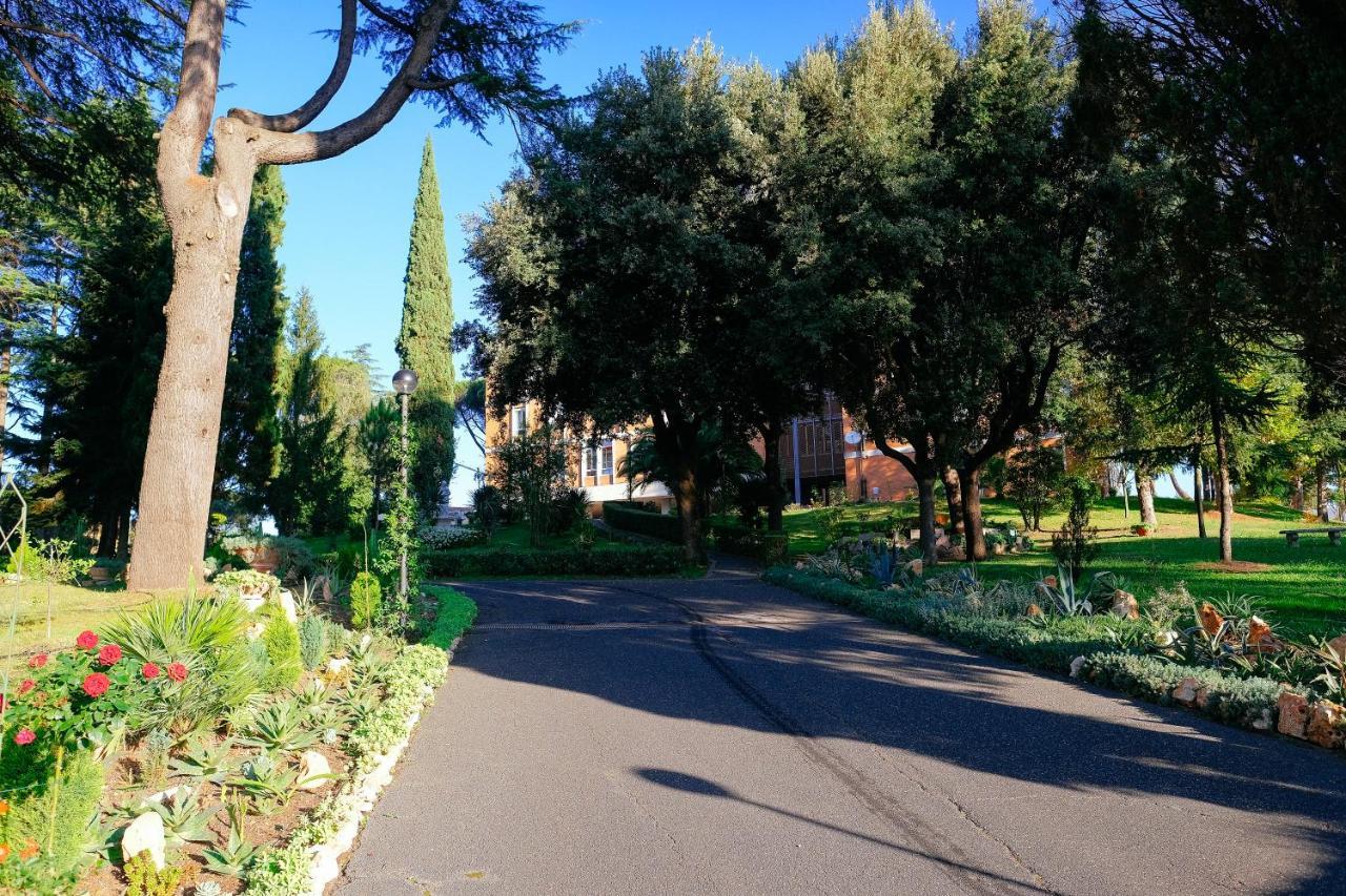 Hotel Casa per Ferie JPII Roma Exterior foto
